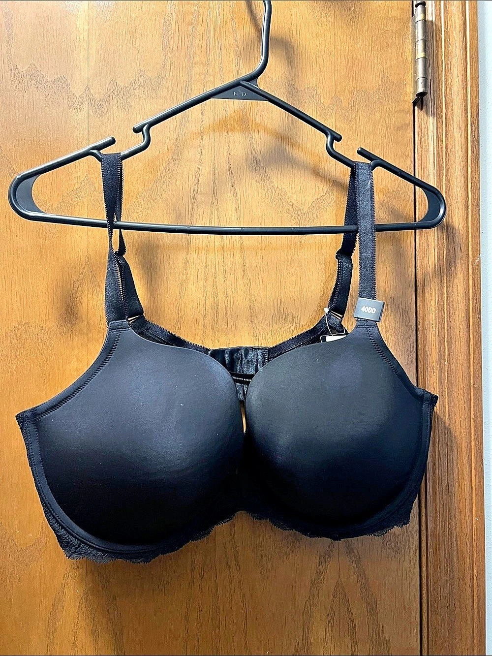 Torrid XO Plunge Push-Up Smooth Bra Black 40DDD Bra